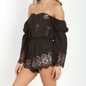 NWT Stone Cold Fox Aden Lace Romper in Black. Women’s size 3